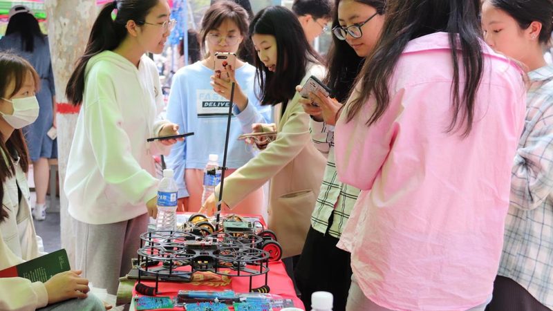 高校信息化平台成本构成解析